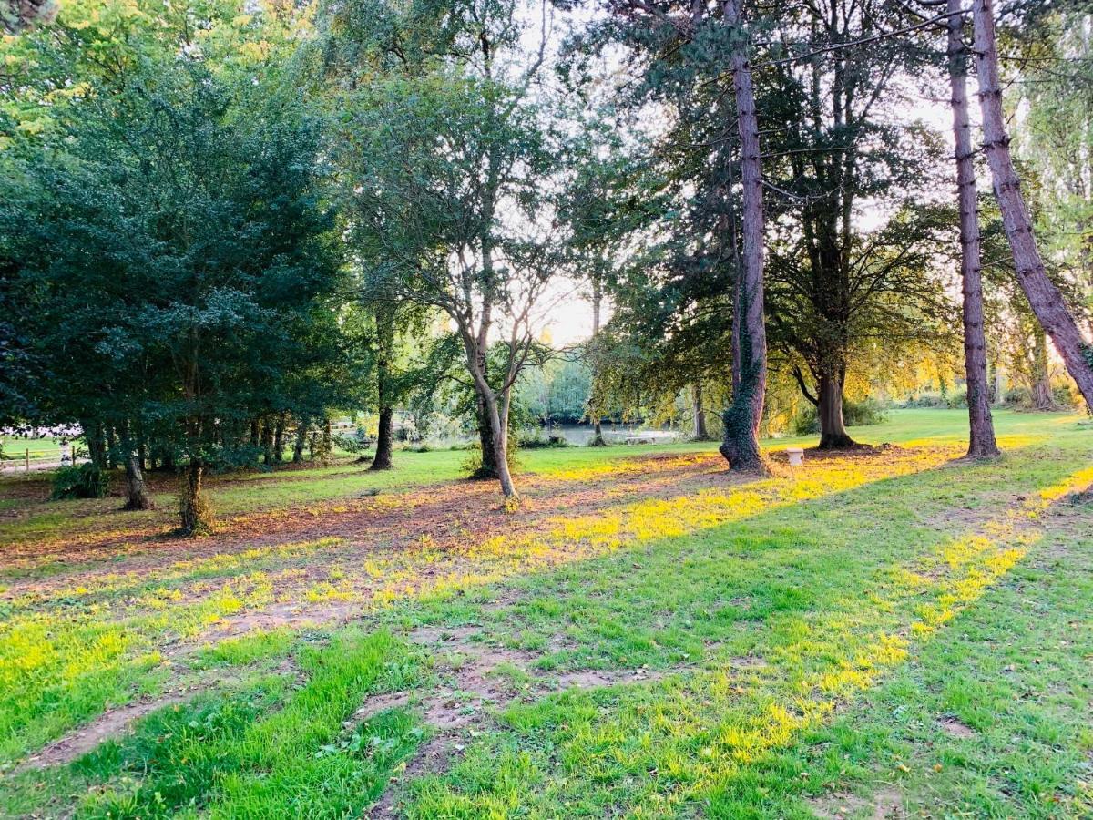 Gite Du Parc Du Moulin Du Pre Bavent ภายนอก รูปภาพ